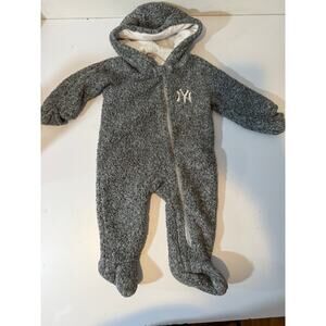 New York Yankees MLB Gen 2 fleece sherpa sleeper outfit 3/6 month baseball